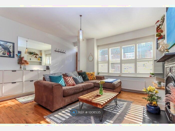 3 Bedroom Terraced House To Rent In Ebury Road, Rickmansworth, WD3