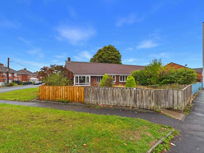 3 Bedroom Semi-Detached Bungalow For Sale In Ashdale Road, Consett, Durham, DH8