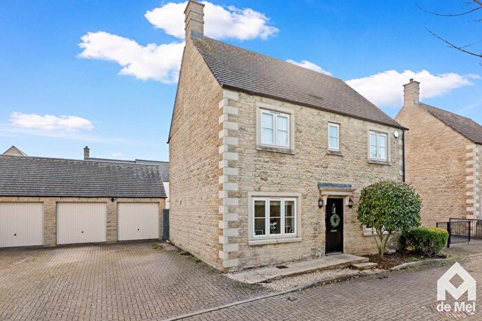 4 Bedroom Detached House For Sale In Tudor Close, Winchcombe, GL54