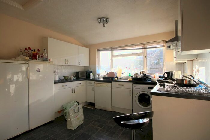 6 Bedroom Detached House To Rent In Rushlake Road, Brighton, BN1