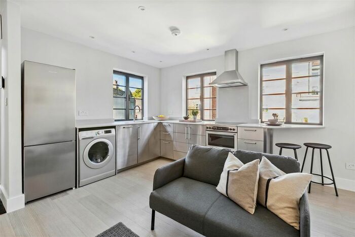 1 Bedroom Flat To Rent In Beaumont Road, London, W4