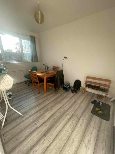 1 Bedroom Flat To Rent In Dover Road, London, E12