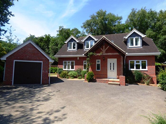 4 Bedroom Detached House To Rent In Torton Hill Road, Arundel, BN18