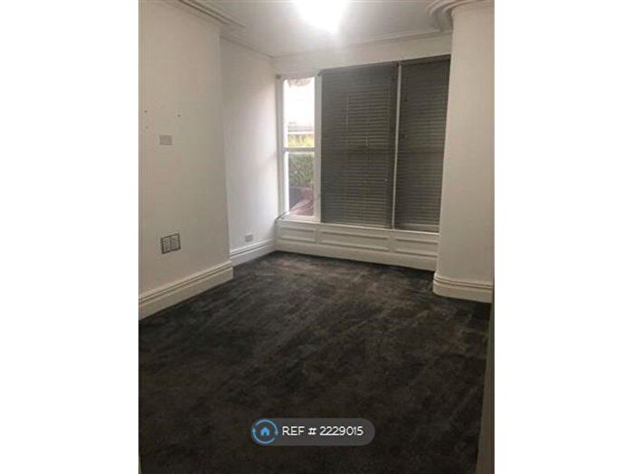 1 Bedroom Flat To Rent In Thornton Road, Morecambe, LA4