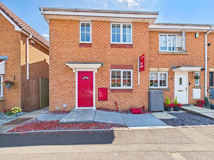 3 Bedroom Town House For Sale In Mount Pleasant Avenue, Parr, St Helens, WA9