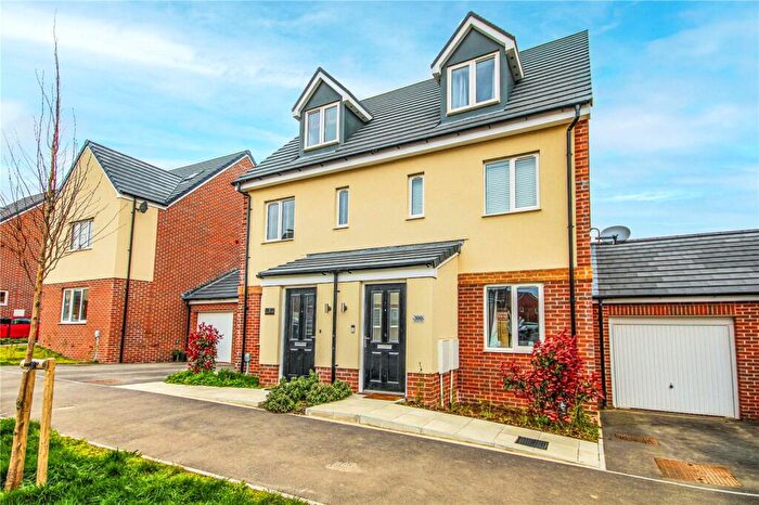 3 Bedroom Semi Detached House For Sale In Homington Avenue, Badbury Park, Coate, Swindon, Wiltshire, SN3