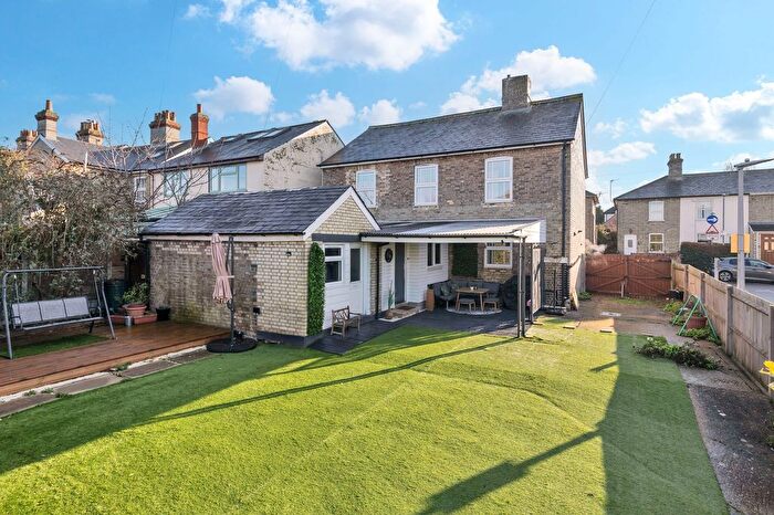 4 Bedroom Detached House For Sale In Mill Road, Royston, SG8