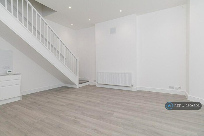 2 Bedroom Flat To Rent In Bouverie Road West, Folkestone, CT20
