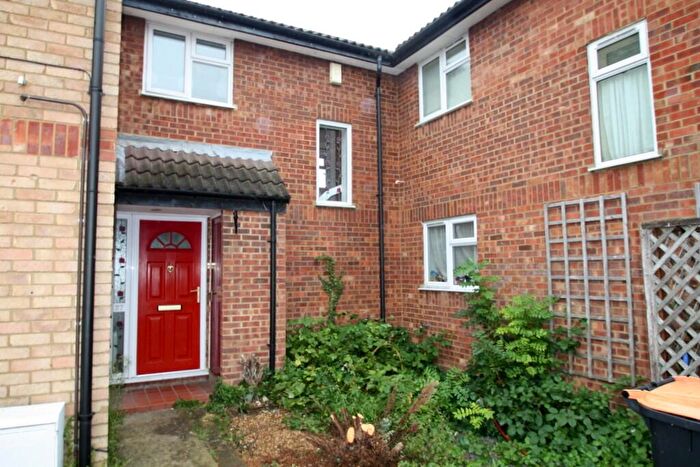 3 Bedroom Terraced House To Rent In Honeysuckle Way, Bedford, Bedfordshire, MK41