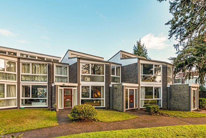 3 Bedroom Terraced House For Sale In Templemere, Weybridge, KT13