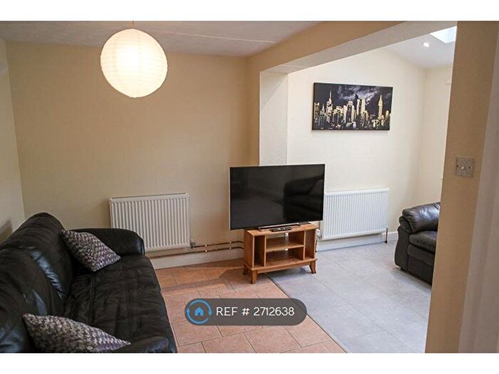7 Bedroom Terraced House To Rent In Vernon Walk, Northampton, NN1