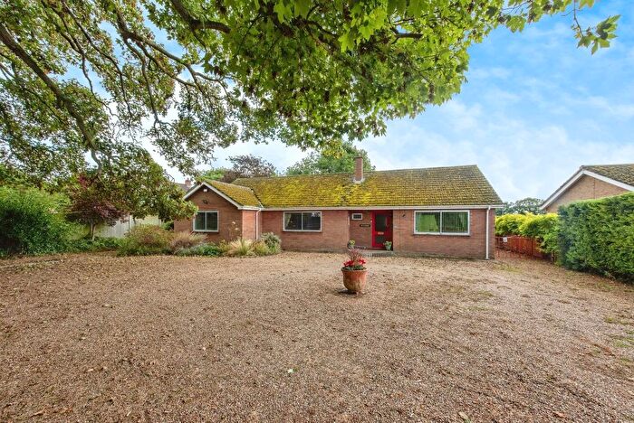 3 Bedroom Detached Bungalow For Sale In Shadwell Close, Weeting, IP27