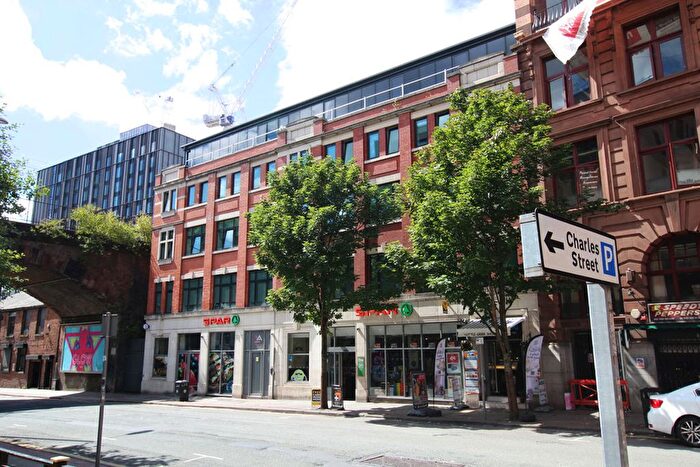 Studio To Rent In Princess Street, Manchester, M1