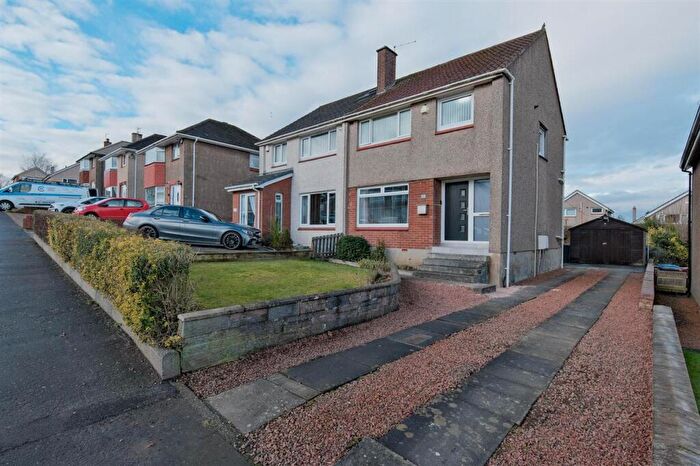 3 Bedroom Semi Detached House For Sale In Wellhall Road, Hamilton, ML3