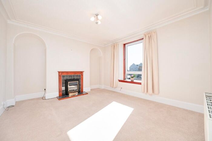 1 Bedroom Flat For Sale In Chestnut Row, Aberdeen, Aberdeen, AB25