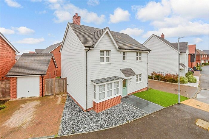 4 Bedroom Detached House For Sale In Swift Avenue, Finberry, Ashford, Kent, TN25