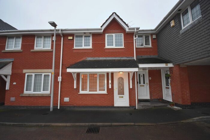 3 Bedroom Terraced House To Rent In Somerset Avenue, Blackpool FY1