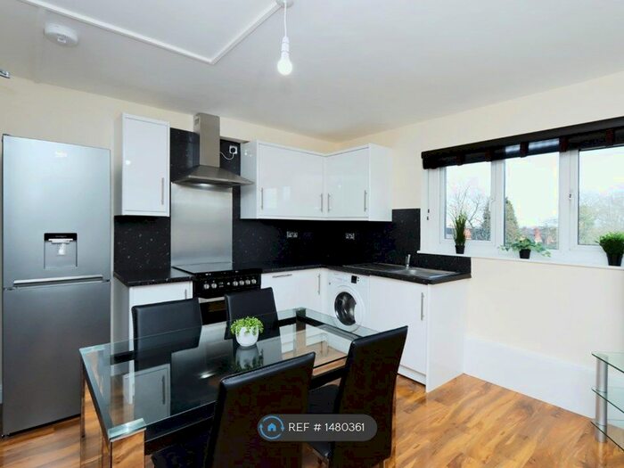 2 Bedroom Flat To Rent In Leigh Road, Birmingham, B8