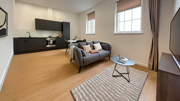 2 Bedroom Apartment To Rent In Spot, Bolton, BL1
