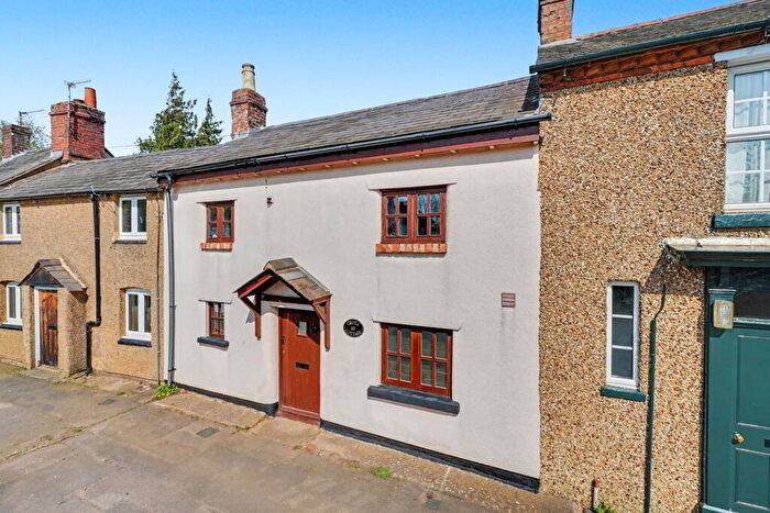 2 Bedroom Cottage For Sale In Welford Road, Creaton, Northampton, NN6