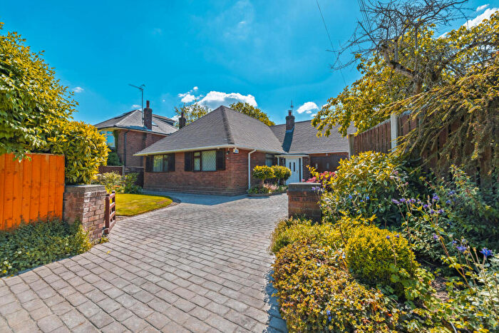 4 Bedroom Detached Bungalow For Sale In Smithy Lane, Willaston, Neston, Cheshire, CH64