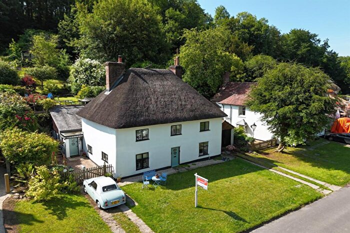 4 Bedroom Semi-Detached House For Sale In Milton Abbas, DT11