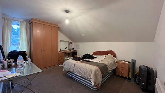 3 Bedroom Flat To Rent In Bed – Plymouth Village, , Plymouth Grove, Victoria Park, M13