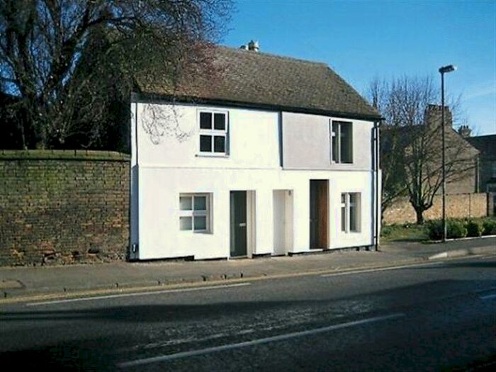 2 Bedroom Semi-Detached House To Rent In Ely, CB7