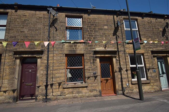 2 Bedroom Terraced House For Sale In New Mills Road, Hayfield, High Peak, SK22