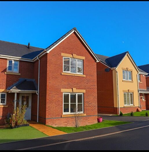 4 Bedroom Detached House For Sale In Woodfieldside Road, Gellihaf, Blackwood, NP12