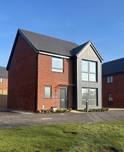 4 Bedroom Detached House For Sale In Hever Close, Tattenhoe Park, Milton Keynes, MK4