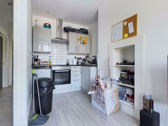 2 Bedroom Flat To Rent In Harrington Villas, Brighton, BN1