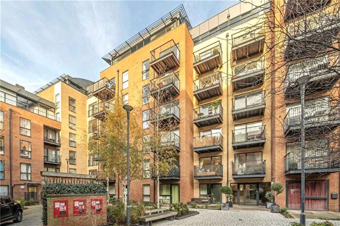 1 Bedroom Flat For Sale In Carney Place, Brixton, SW9