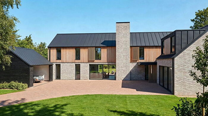 5 Bedroom Detached House For Sale In The Oaks, Melton Lane, LE12