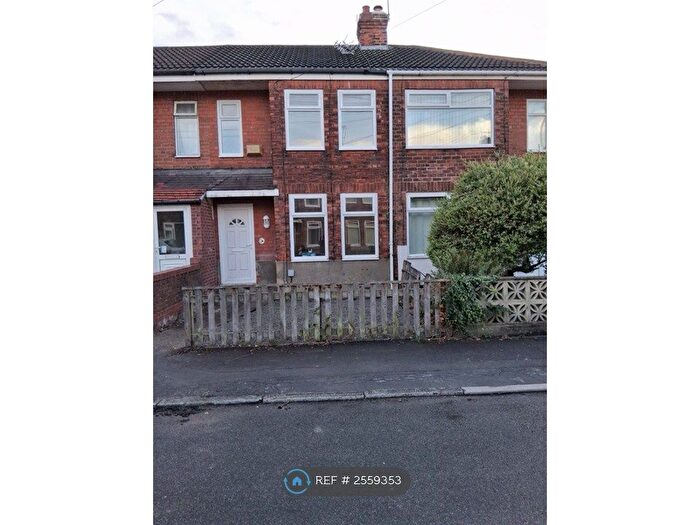 2 Bedroom Terraced House To Rent In Greystone Avenue, Hull, HU5