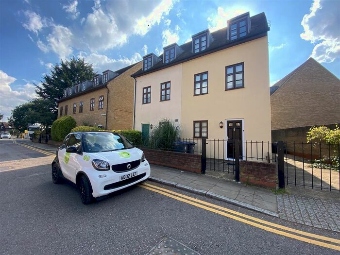 3 Bedroom Town House To Rent In Tudor Walk, Church Street, Ware, SG12