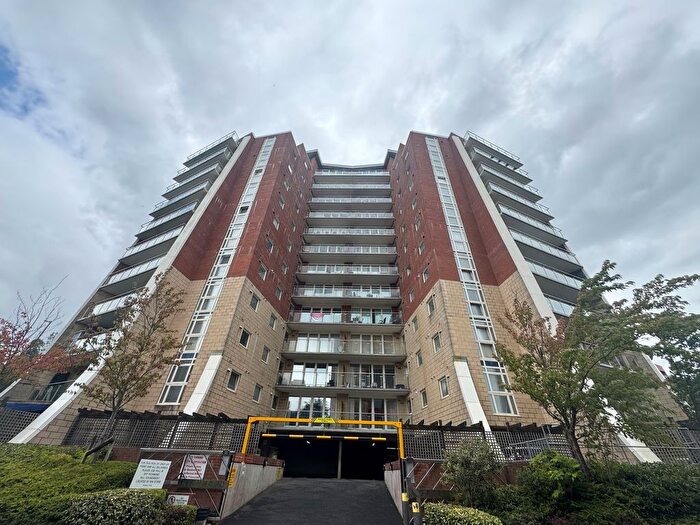 2 Bedroom Flat To Rent In Richmond Gate, Richmond Hill, Bournemouth, BH2