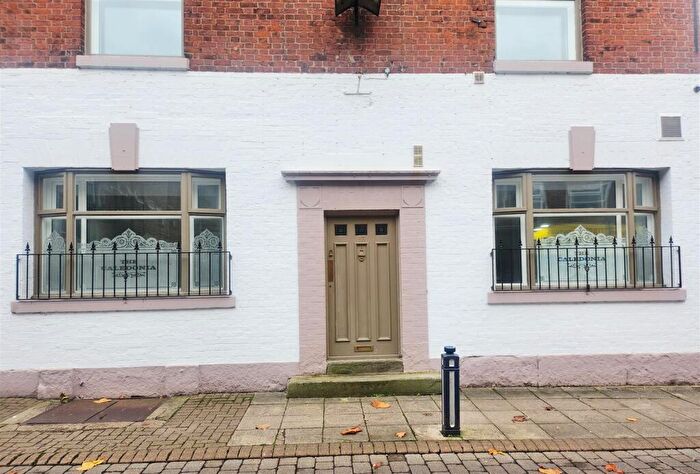 1 Bedroom Apartment To Rent In Warrington Street, Ashton-Under-Lyne, OL6