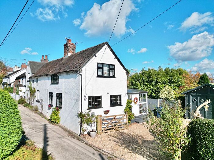 2 Bedroom Cottage For Sale In Monument Lane, Tittensor, ST12