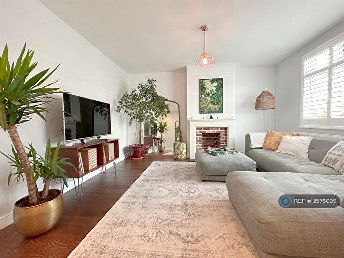 3 Bedroom Terraced House To Rent In Falmer Road, Enfield, EN1