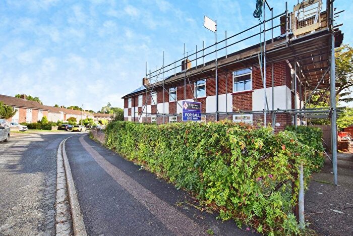 3 Bedroom Semi-Detached House For Sale In St. Pauls Close, Tonbridge, Kent, TN10
