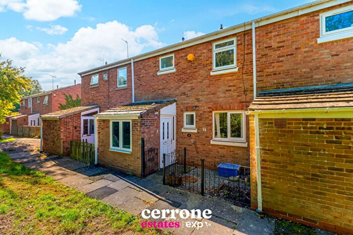 3 Bedroom Terraced House For Sale In Northleach Close, Churchill North, Redditch, B98