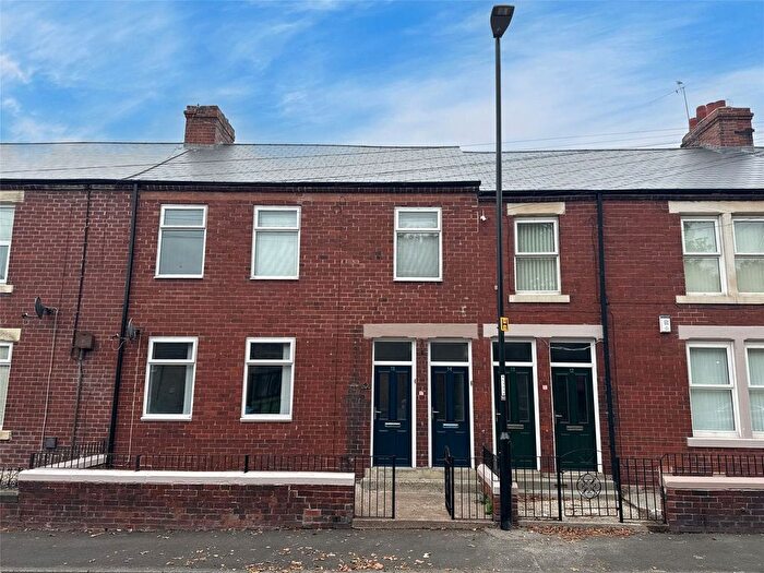 2 Bedroom Flat For Sale In Musgrave Terrace, Washington, NE38