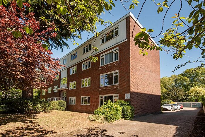 1 Bedroom Flat For Sale In Culmington Road, Ealing, W13
