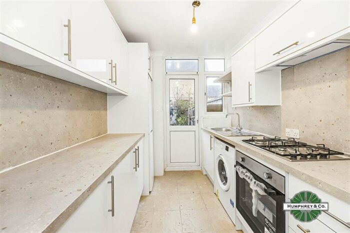 3 Bedroom Terraced House To Rent In Royston Avenue, E4