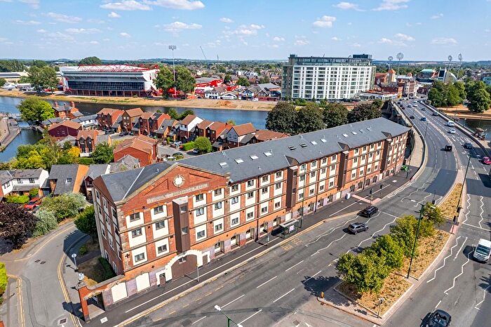2 Bedroom Flat For Sale In Turneys Court, Nottingham, NG2