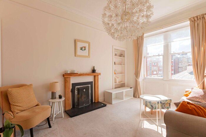 2 Bedroom Flat To Rent In L – Temple Park Crescent, Edinburgh, EH11