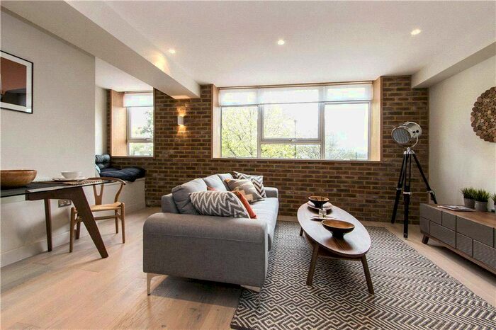 1 Bedroom Flat To Rent In St. James's Road, London, SE1