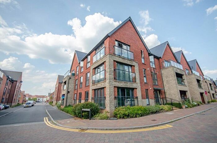 1 Bedroom Flat For Sale In Jenkins Way, Frenchay, Bristol, BS16
