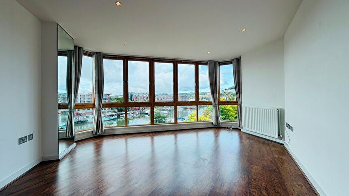 2 Bedroom Flat To Rent In Hannover Quay, Bristol, BS1